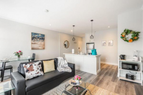 Cozy Condo on James Street North